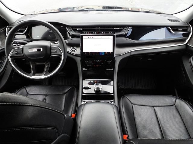 Used 2023 Jeep Grand Cherokee Limited w/ Luxury Tech Group II AWD/4WD image 21