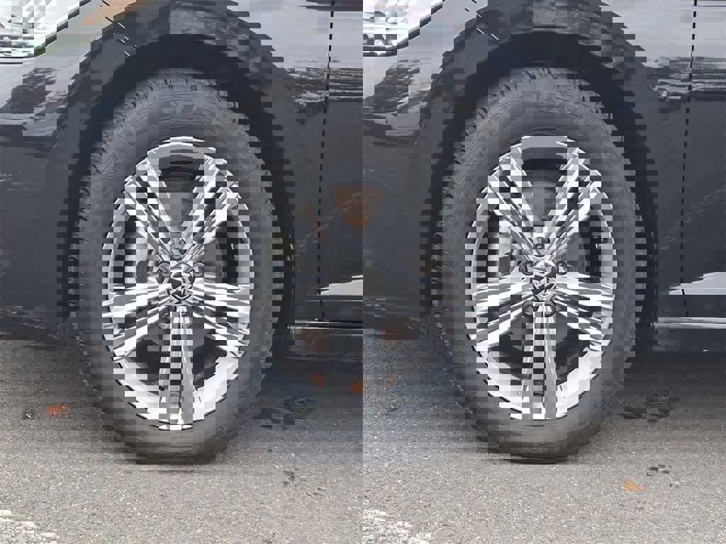 Used 2023 Volkswagen Jetta SE image 29