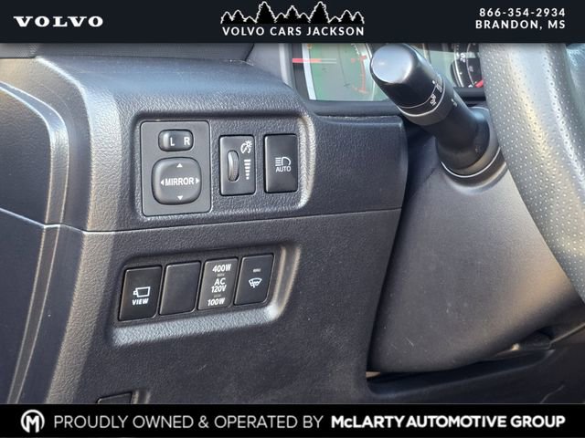 Used 2022 Toyota 4Runner Limited image 18