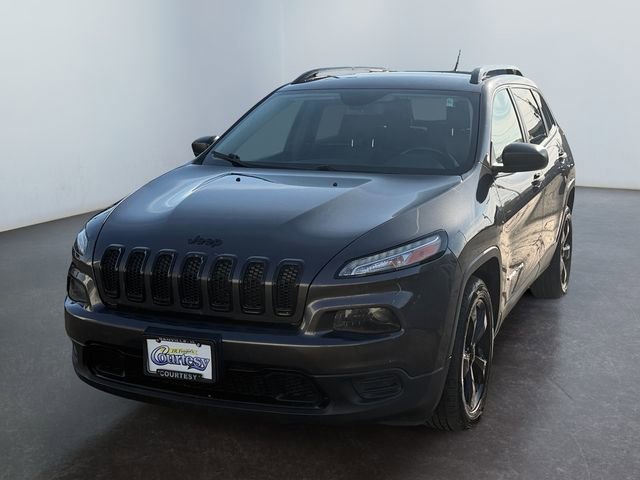 Used 2017 Jeep Cherokee Sport w/ Cold Weather Group FWD video 1