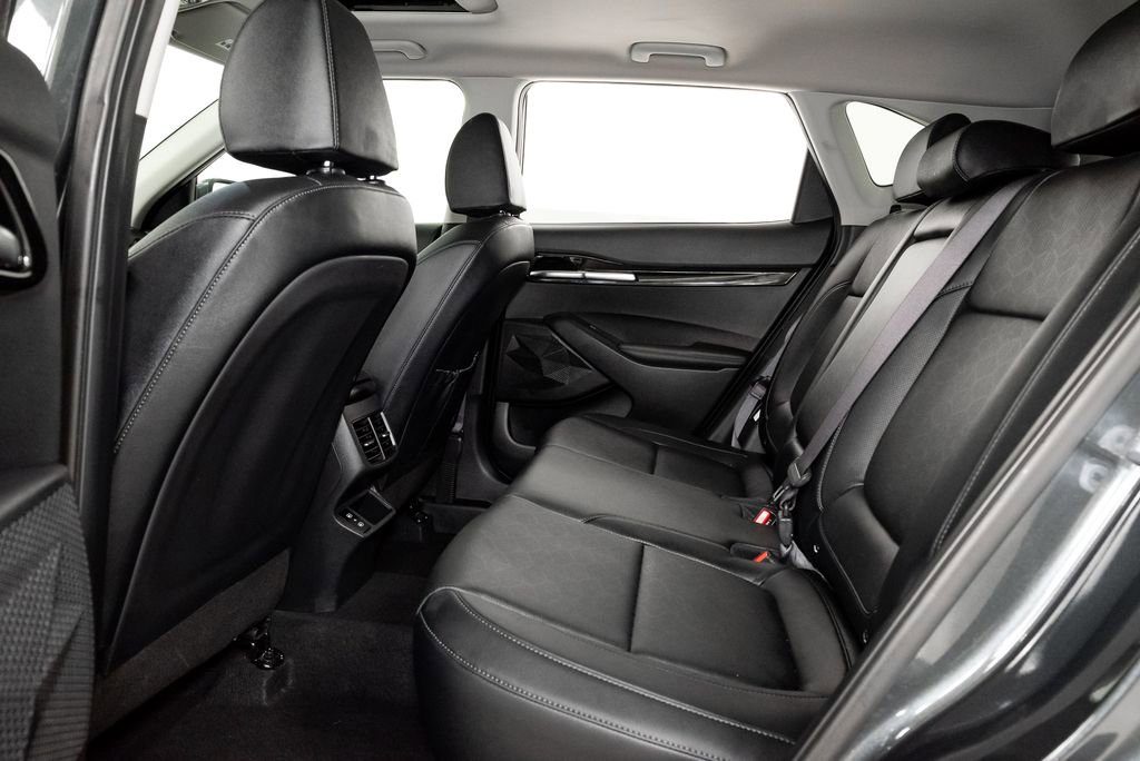 Certified 2025 Kia Seltos EX w/ EX Sunroof Package image 26