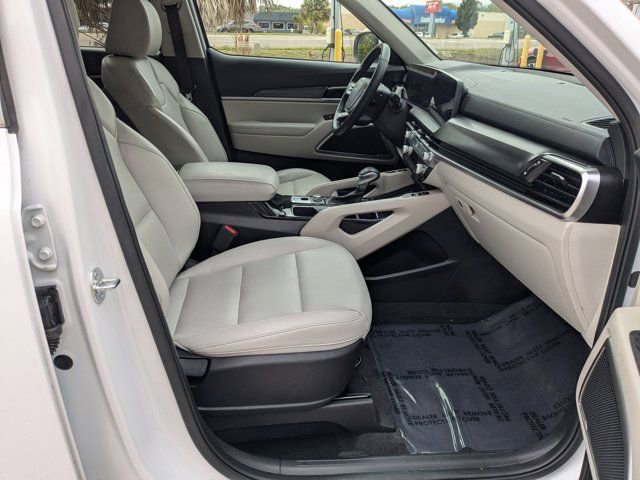 Used 2025 Kia Telluride S image 28