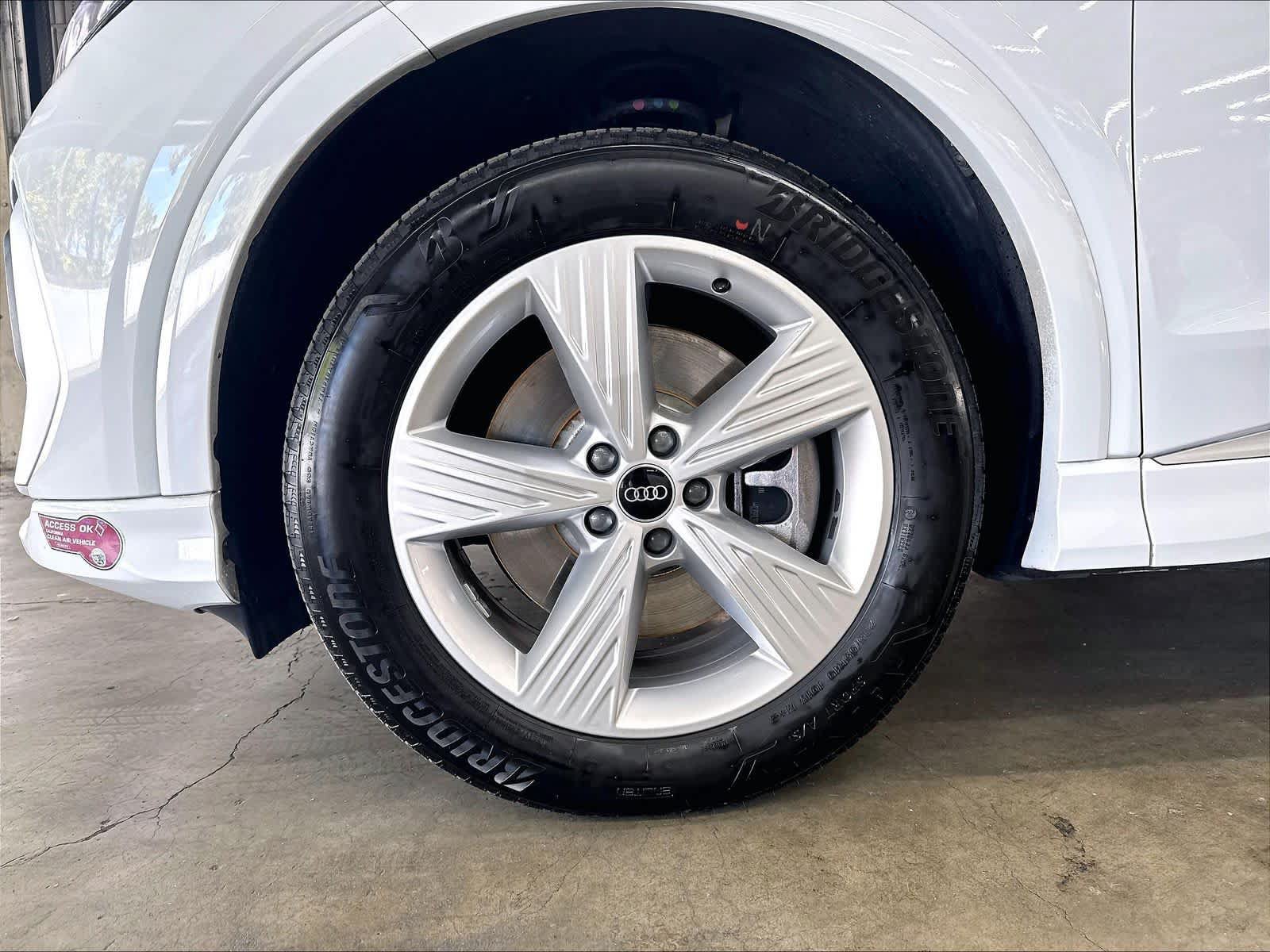 Used 2024 Audi Q4 e-tron Premium AWD/4WD image 36