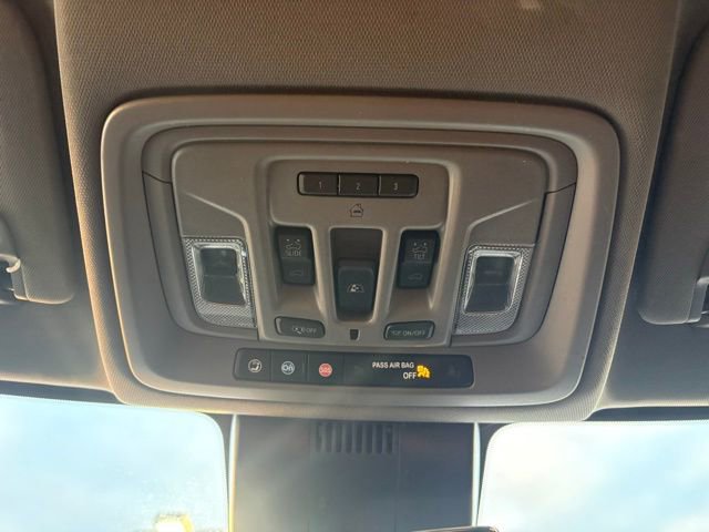 Used 2024 GMC Sierra 2500 Denali w/ Denali Reserve Package image 26