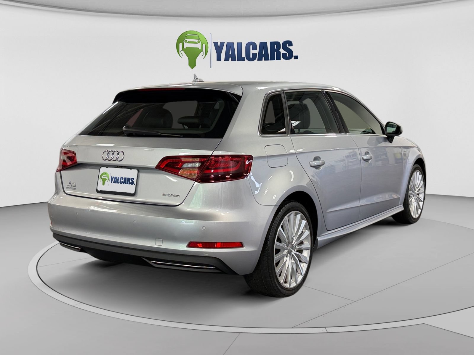 Used 2016 Audi A3 e-tron Premium Plus FWD image 5