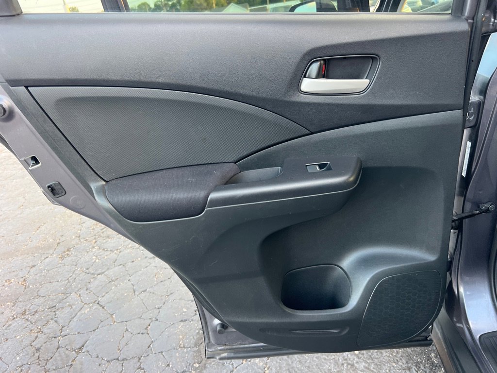 Used 2016 Honda CR-V SE image 12