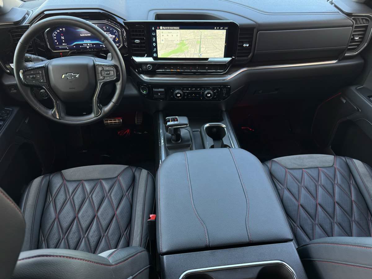 Used 2025 Chevrolet Silverado 1500 RST w/ Redline Edition AWD/4WD image 21