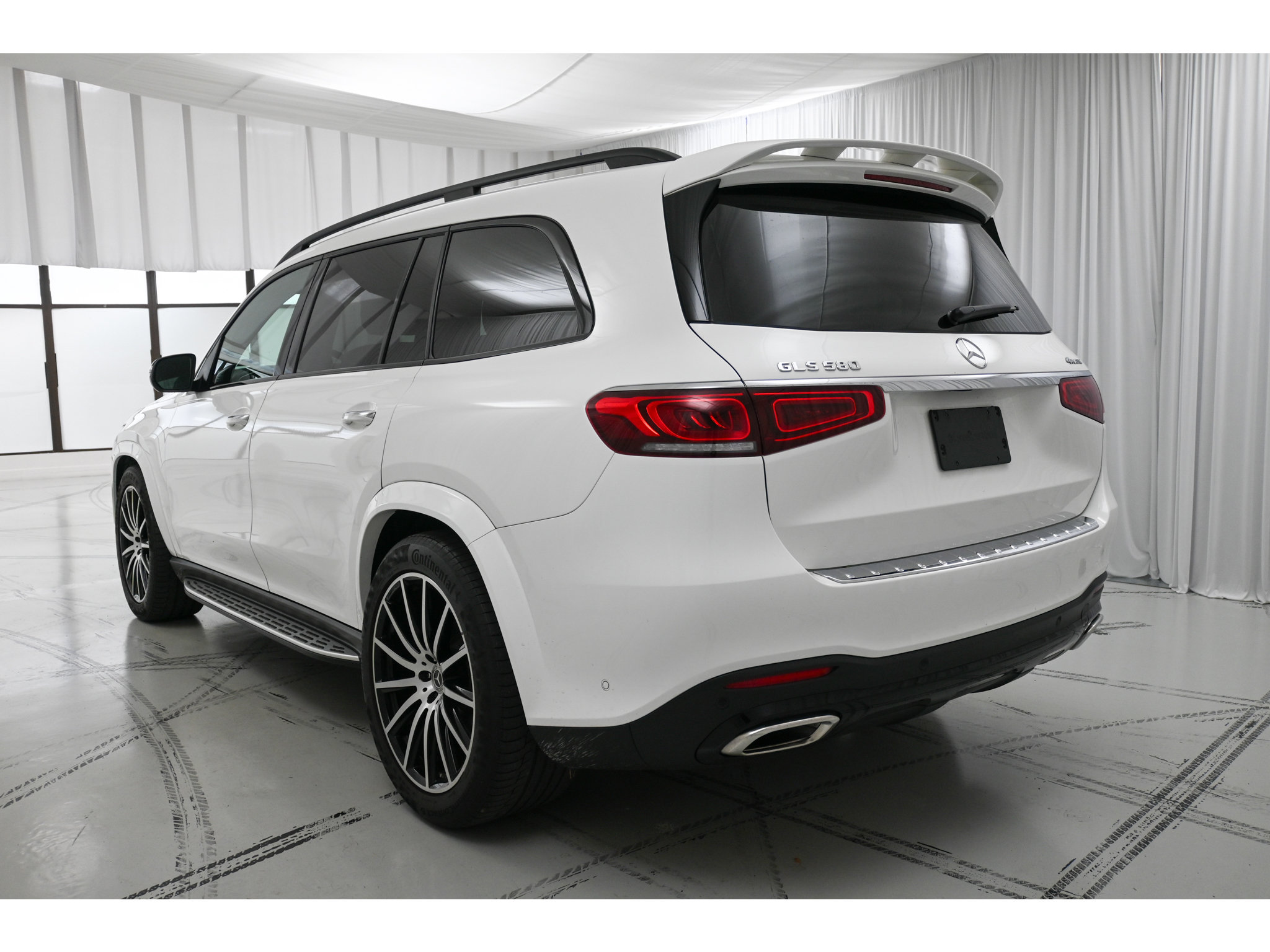 Used 2021 Mercedes-Benz GLS 580 4MATIC image 5