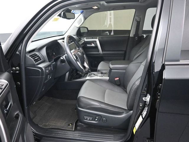 Used 2024 Toyota 4Runner SR5 Premium w/ Moonroof Package AWD/4WD image 9