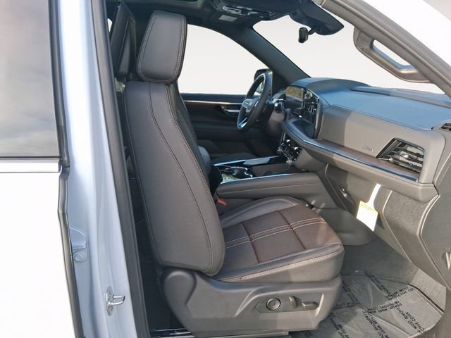 New 2026 Chevrolet Suburban High Country image 15