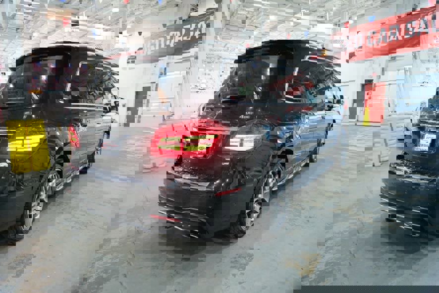 Used 2017 Mercedes-Benz GLS 550 4MATIC image 12