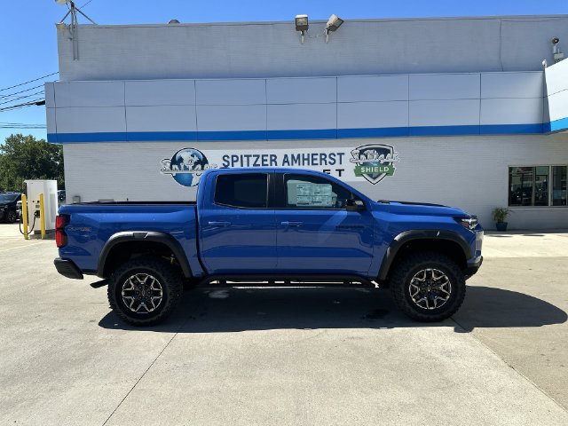 New 2026 Chevrolet Colorado ZR2 w/ Technology Package AWD/4WD image 17