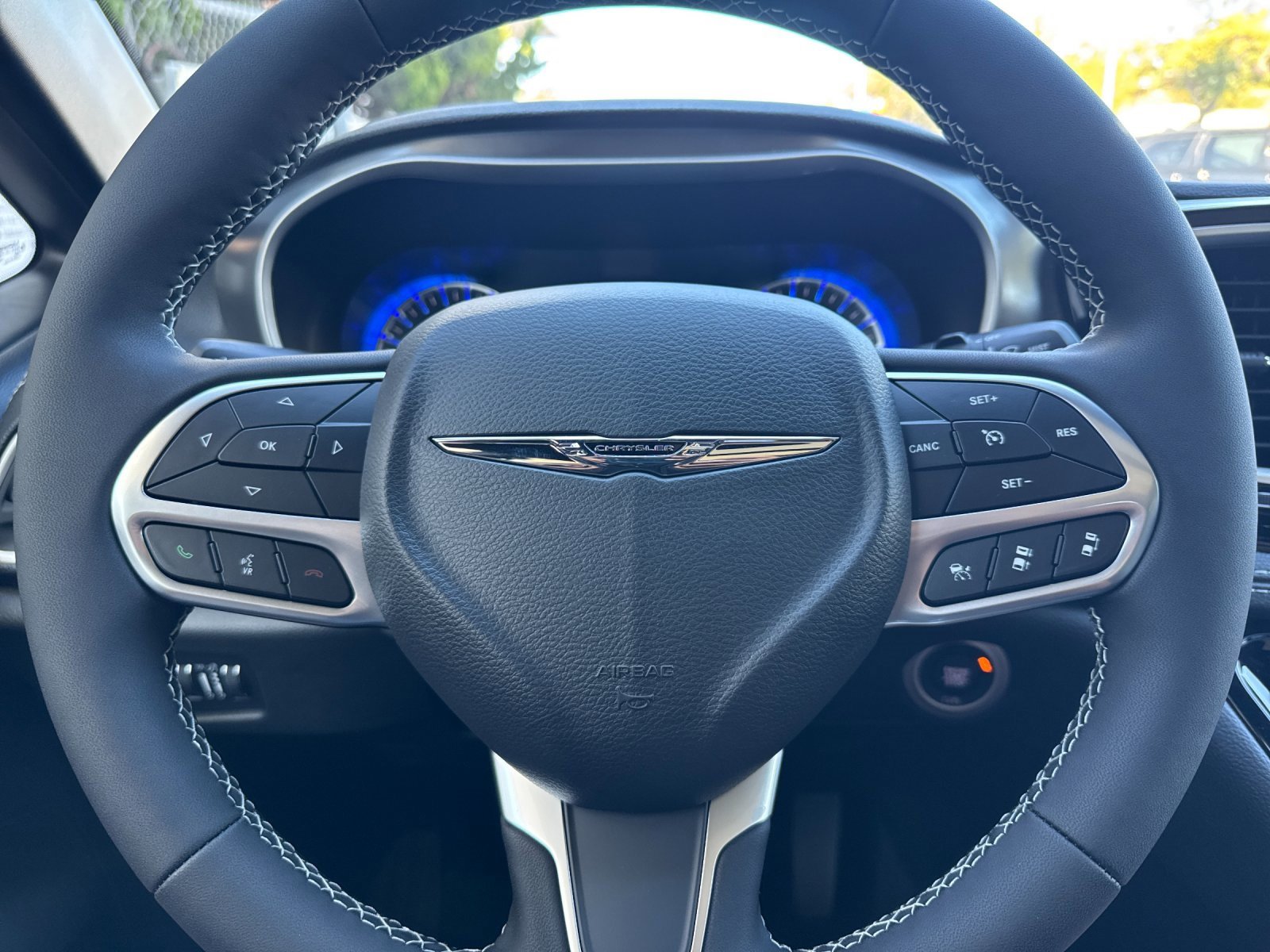 New 2026 Chrysler Pacifica Select image 24