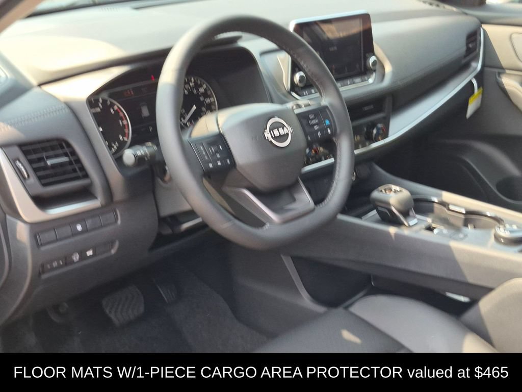 New 2026 Nissan Rogue Dark Armor AWD/4WD image 5