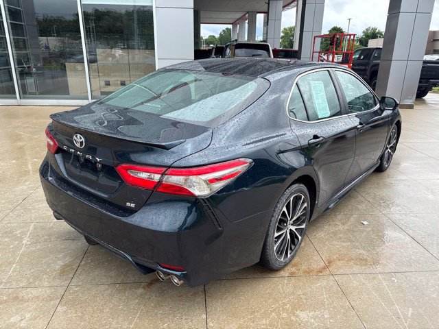 Used 2018 Toyota Camry SE FWD image 7
