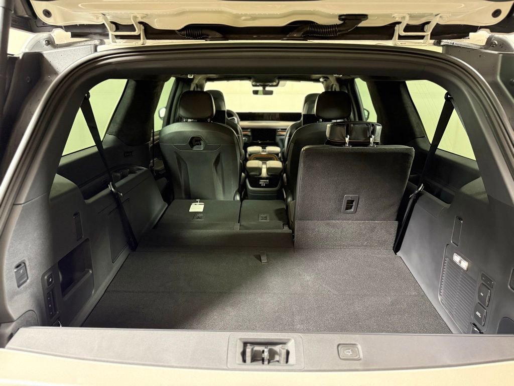 New 2025 Lincoln Navigator L Black Label image 35