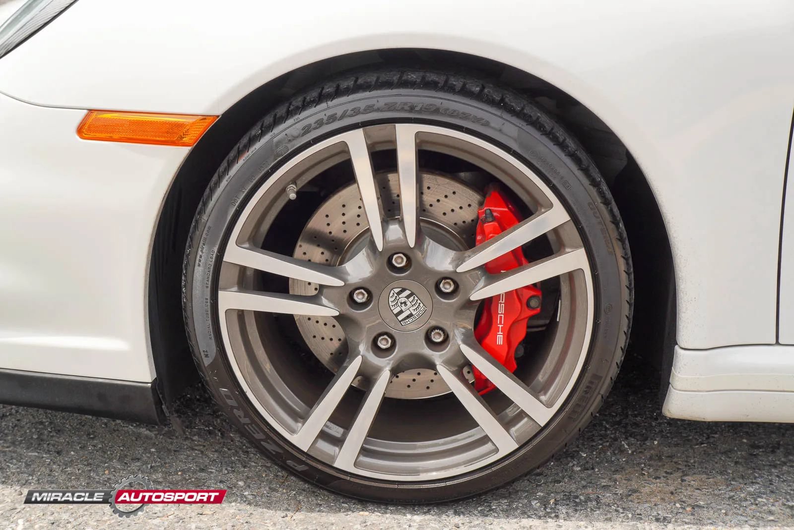 Used 2010 Porsche 911 Turbo AWD/4WD image 13