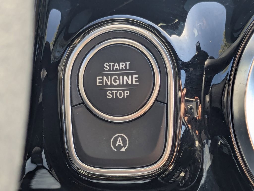 Certified 2022 Mercedes-Benz GLA 250 w/ Premium Package Lite image 13