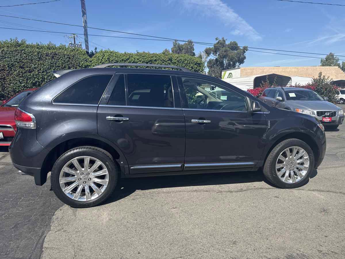 Used 2014 Lincoln MKX w/ Equipment Group 101A image 16