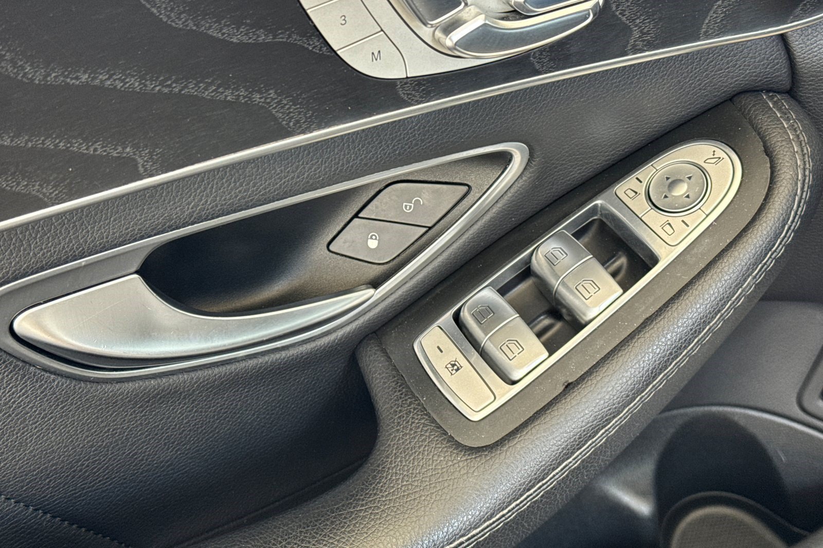 Used 2016 Mercedes-Benz C 300 Sedan image 14