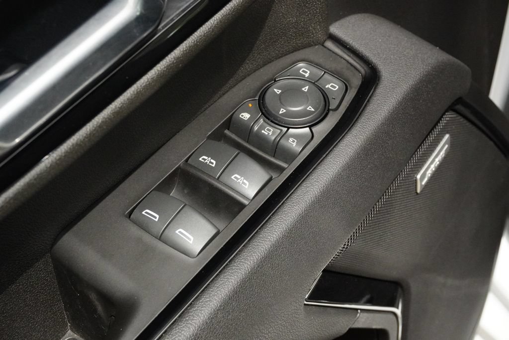 Used 2025 GMC Sierra 2500 AT4 w/ AT4 Premium Plus Package AWD/4WD image 24