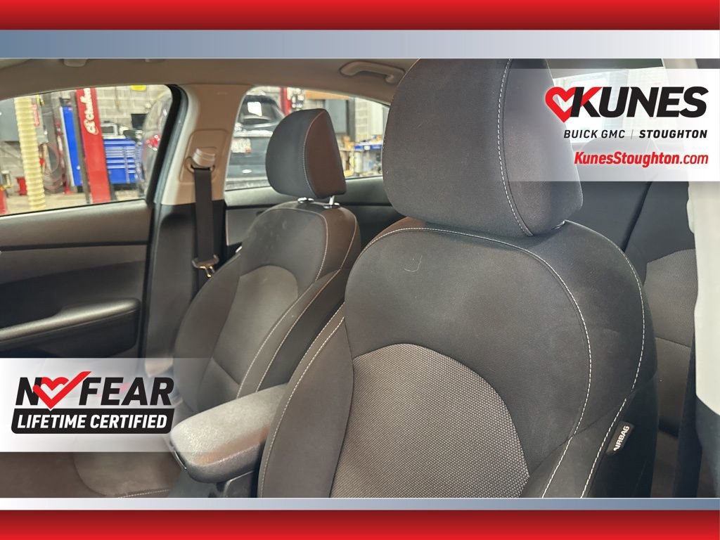 Used 2024 Kia Forte LXS image 22