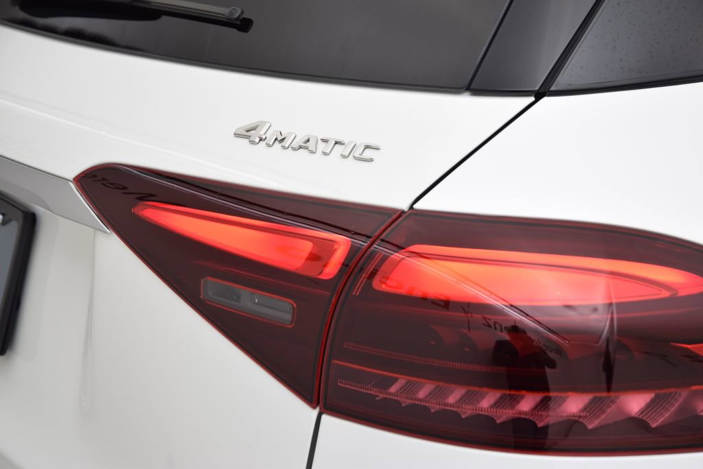 Used 2025 Mercedes-Benz GLE 450e 4MATIC image 14