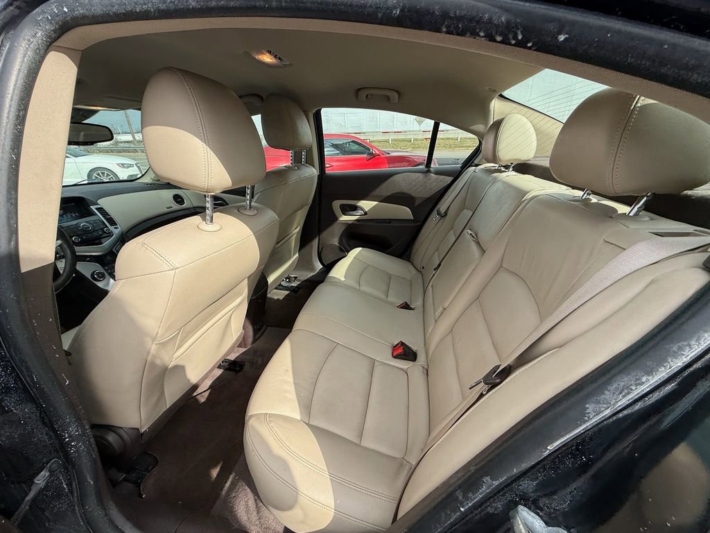Used 2015 Chevrolet Cruze LT image 18