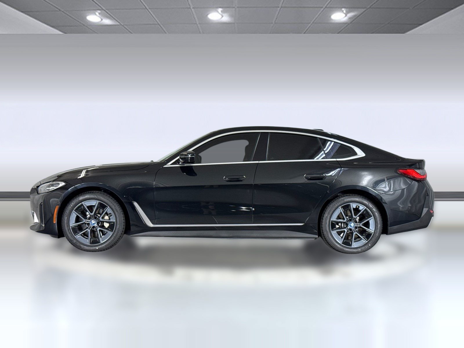 Certified 2024 BMW i4 eDrive35 w/ Premium Package RWD image 2