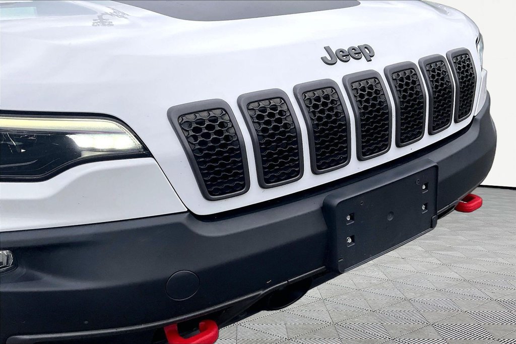 Used 2021 Jeep Cherokee Trailhawk AWD/4WD image 35
