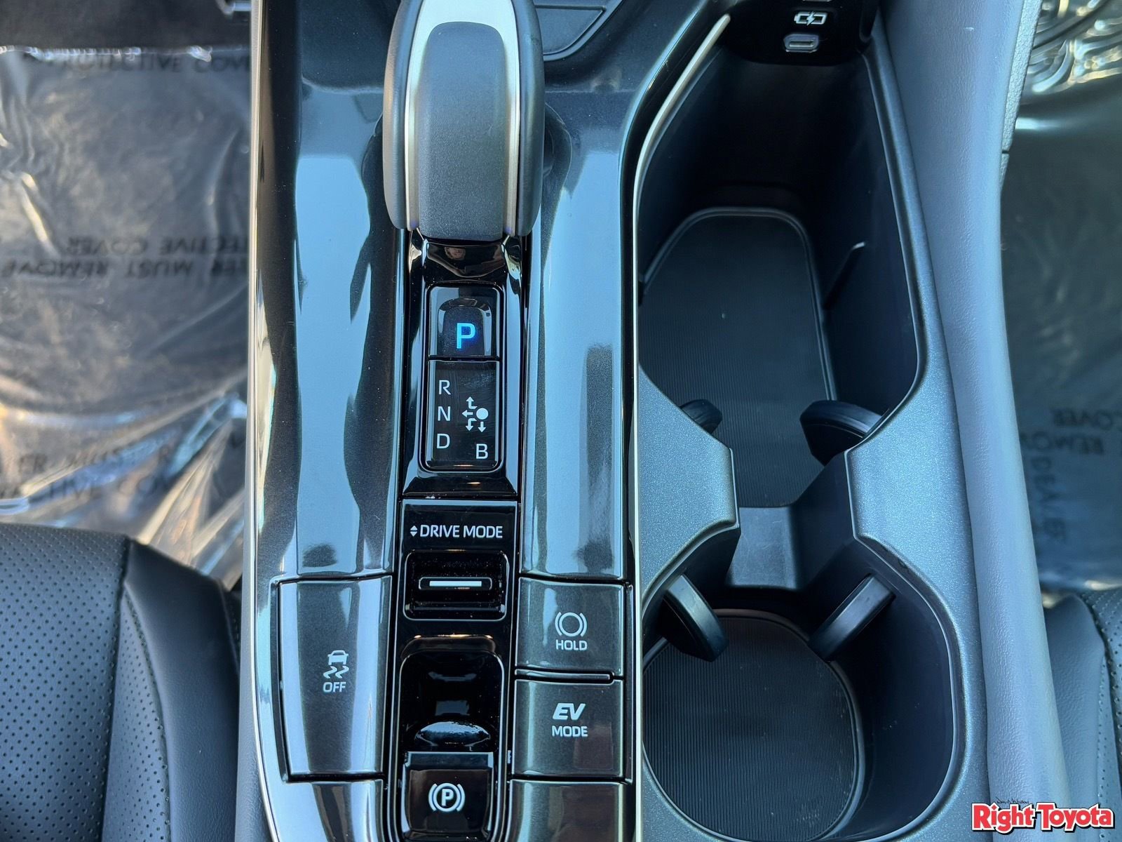 Certified 2026 Toyota Crown XLE image 30