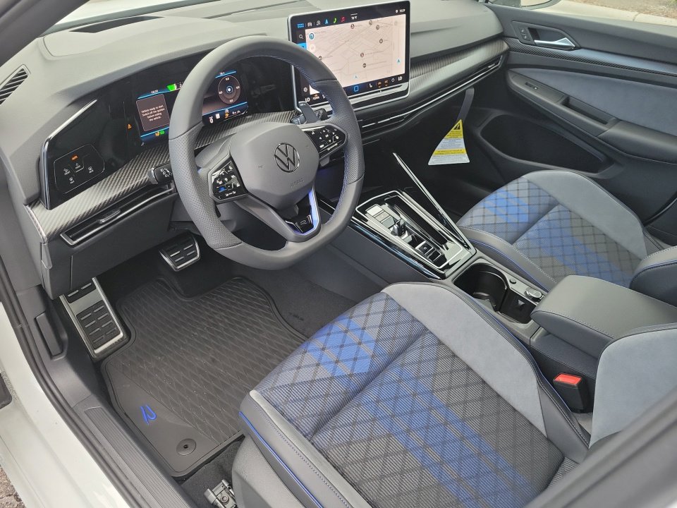 New 2025 Volkswagen Golf R Black Edition image 30