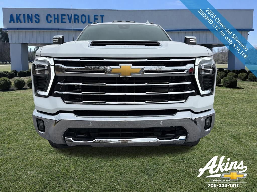 Used 2025 Chevrolet Silverado 3500 LTZ w/ LTZ Premium Package image 3