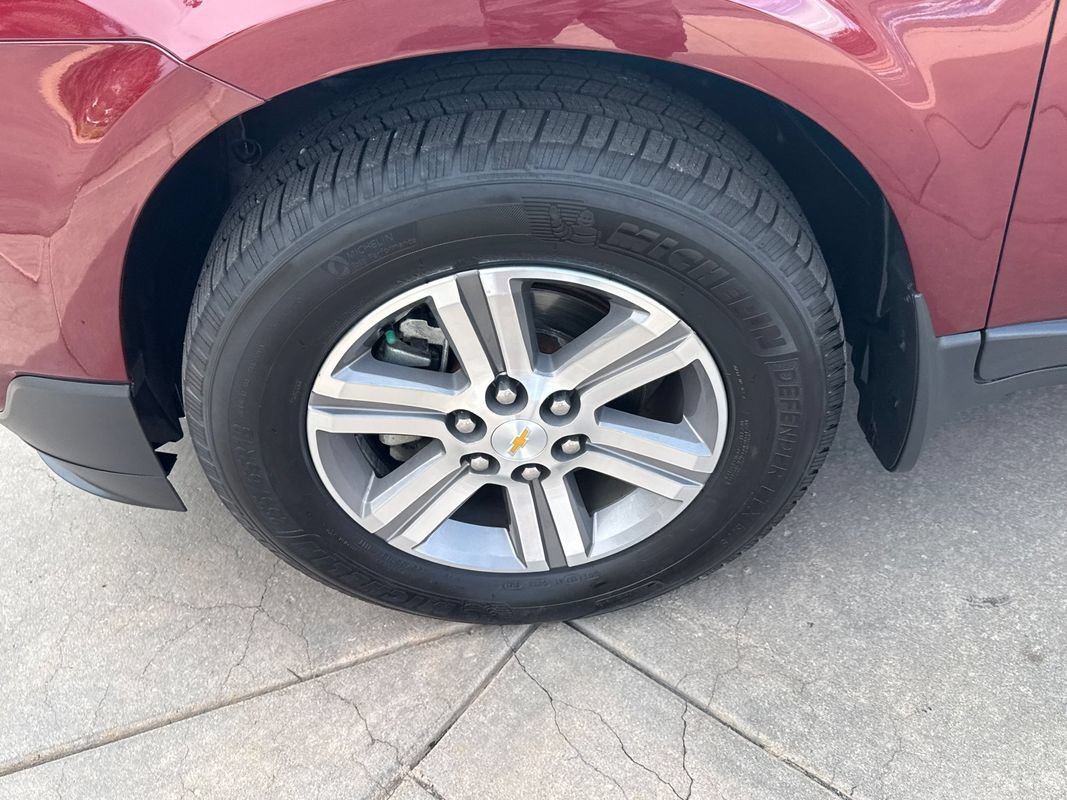 Used 2015 Chevrolet Traverse LT AWD/4WD image 11