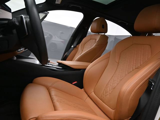 Used 2023 BMW 530i w/ Convenience Package image 17