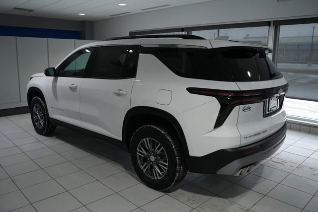 New 2026 Chevrolet Traverse LT w/ Driver Confidence Package image 2