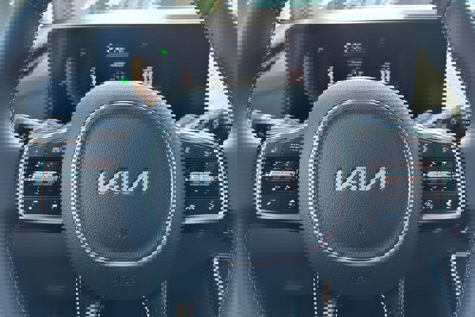 New 2026 Kia Carnival EX image 25