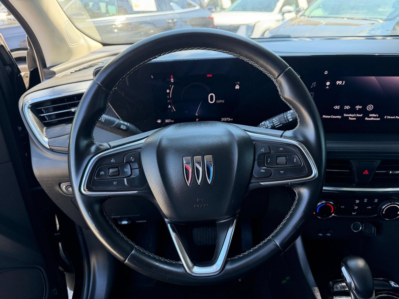 Used 2025 Buick Encore GX Preferred FWD image 27