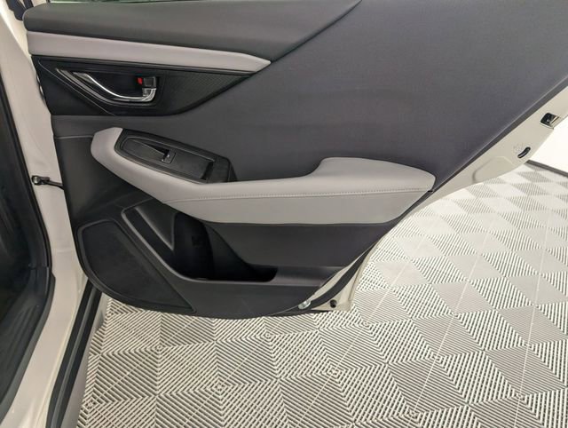 Used 2024 Subaru Outback Premium image 32