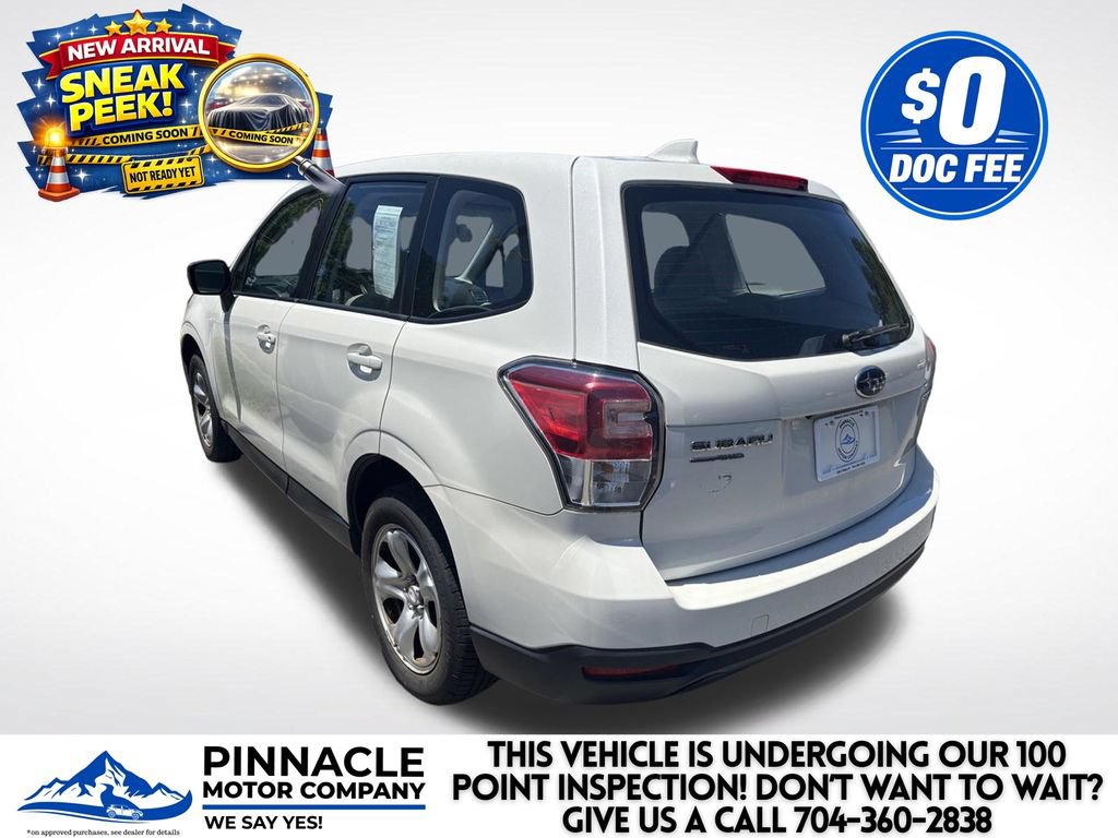 Used 2017 Subaru Forester 2.5i AWD/4WD image 4
