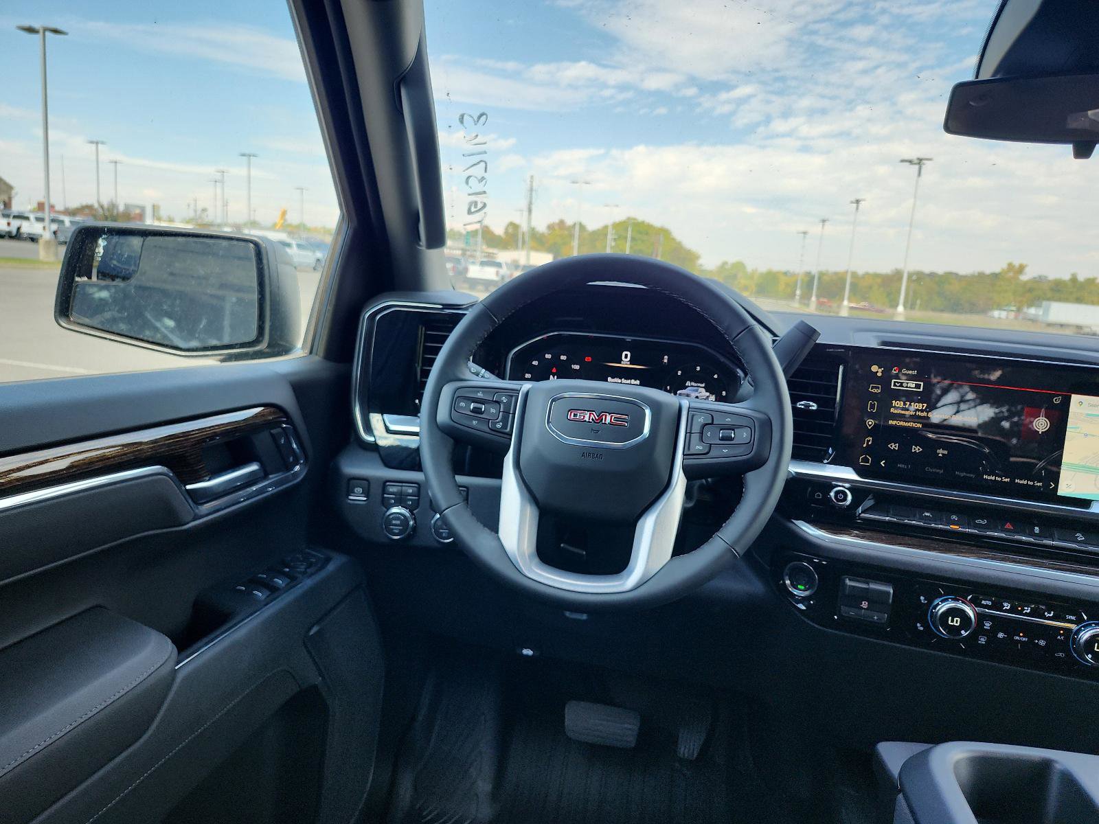 New 2026 GMC Sierra 1500 Elevation image 10