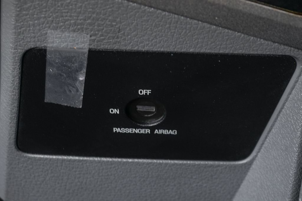 Used 2015 Ford F550 2WD Regular Cab Super Duty image 46