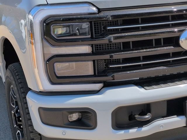 New 2026 Ford F250 Platinum AWD/4WD image 9