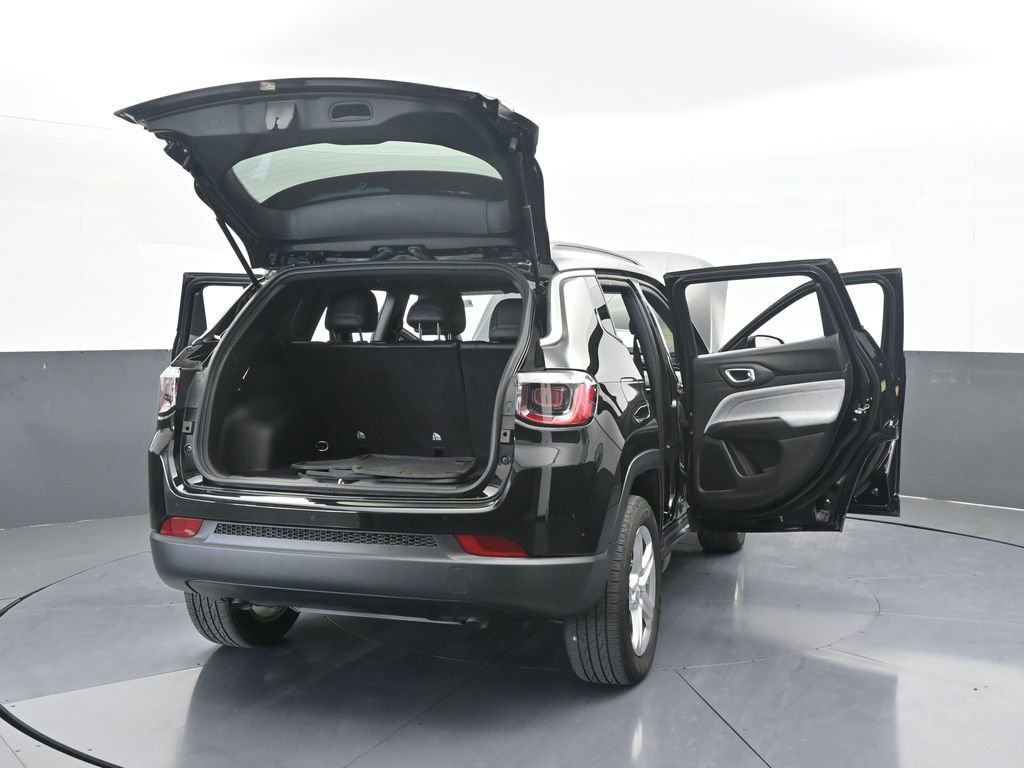 Used 2024 Jeep Compass Latitude image 70