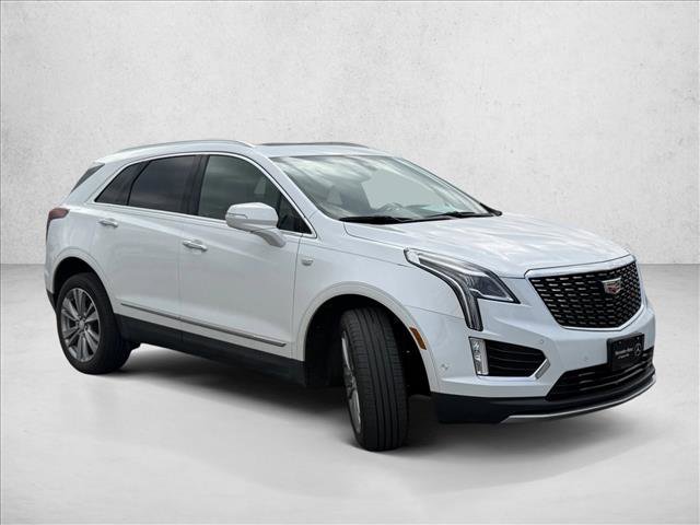 Used 2024 Cadillac XT5 Premium Luxury w/ Technology Package AWD/4WD image 3