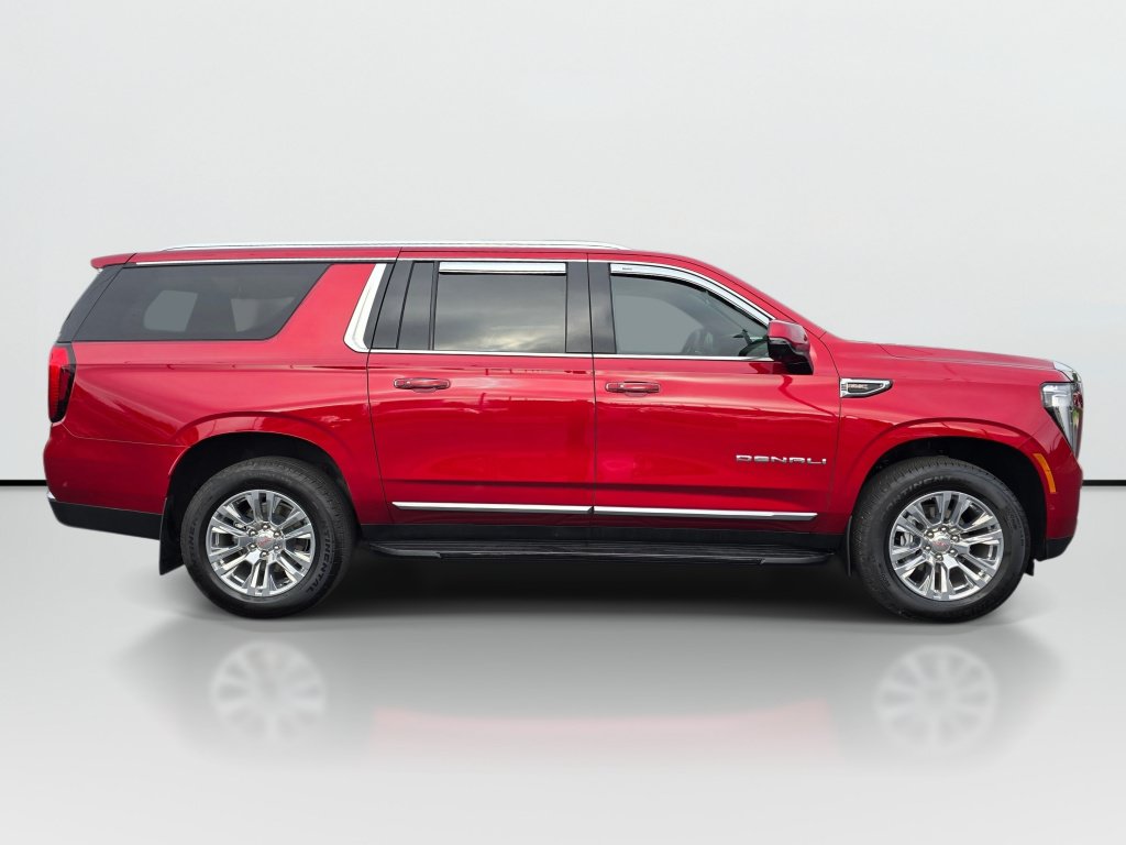 Used 2026 GMC Yukon XL Denali AWD/4WD image 7