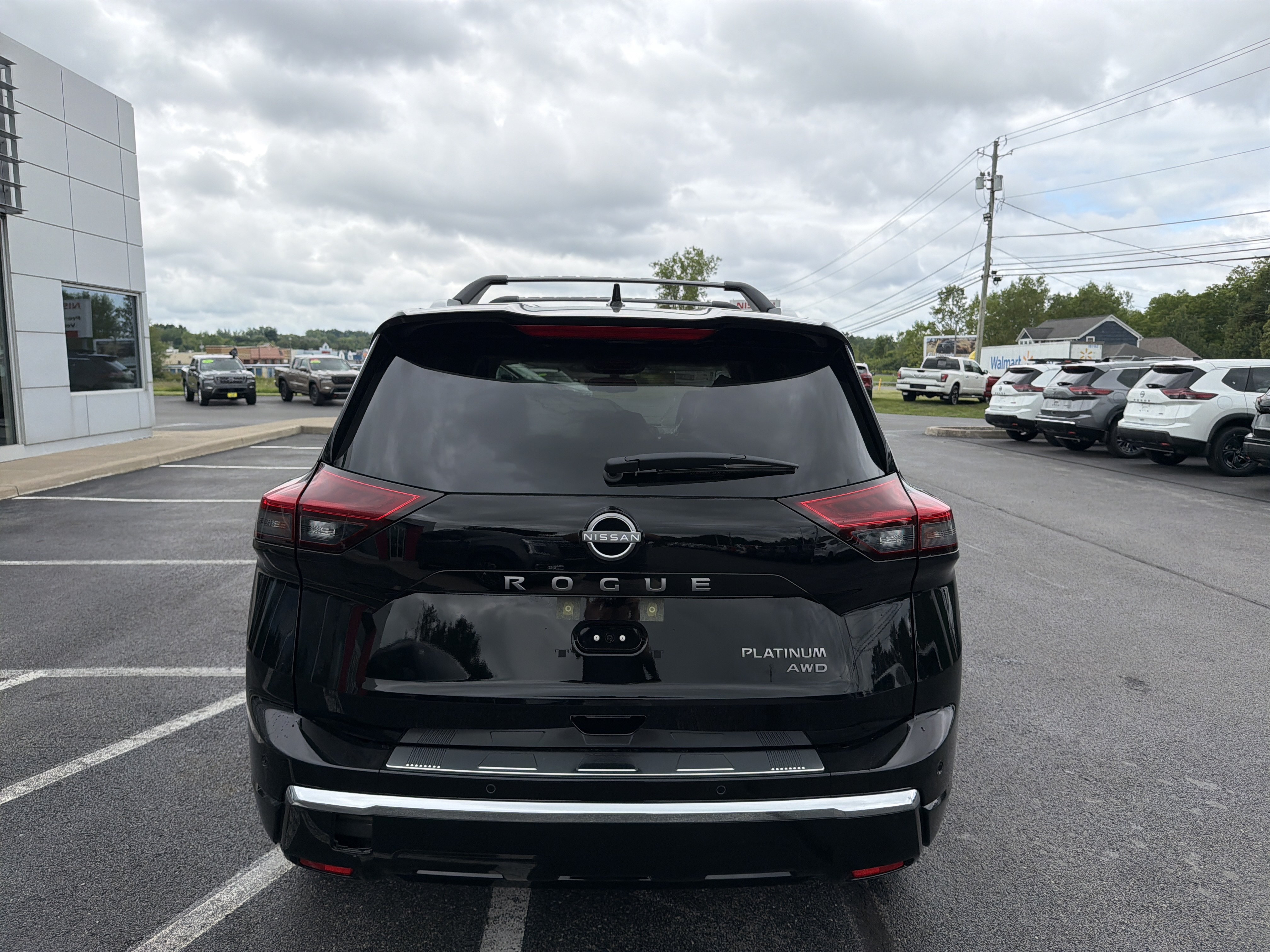 New 2026 Nissan Rogue Platinum w/ Platinum Premium Package AWD/4WD image 4