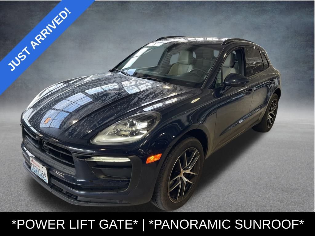 Used 2023 Porsche Macan Turbo image 3