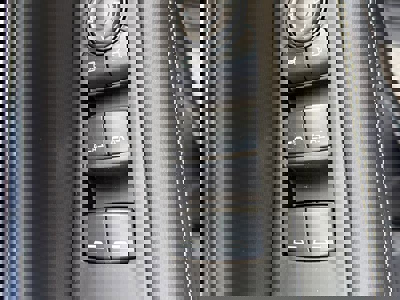 New 2026 GMC Yukon Elevation image 7