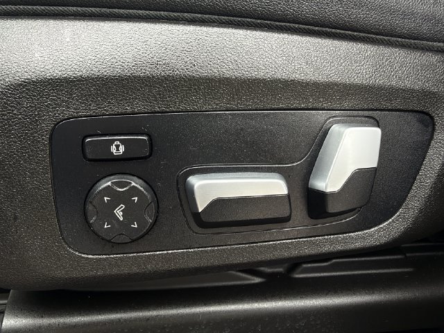 Used 2018 BMW X3 xDrive30i AWD/4WD image 25